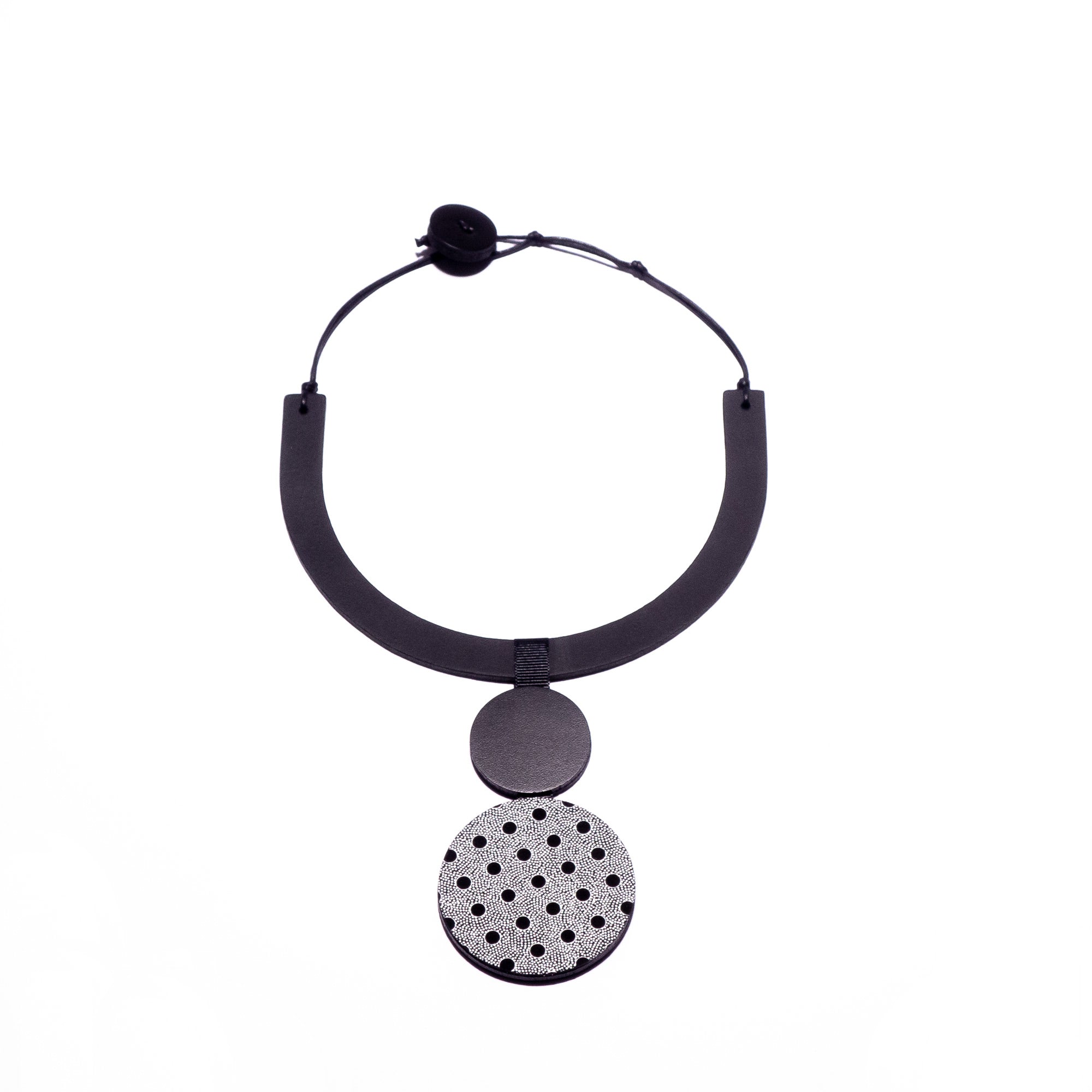 Collier en cuir, noir mat et gris avec pois noirs