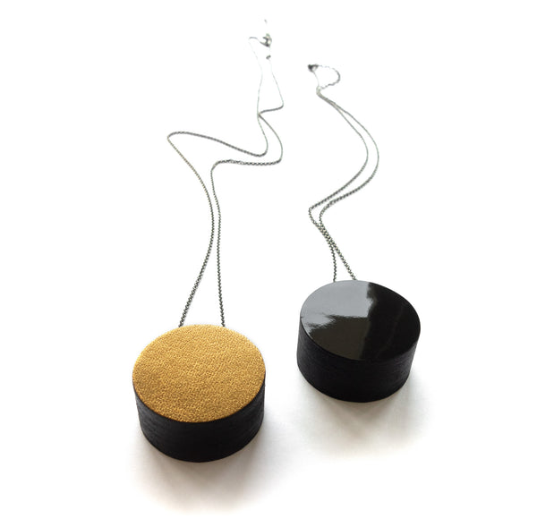 MONOLITH CHAIN Circle