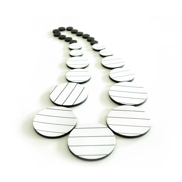 Collier en cuir noir et blanc