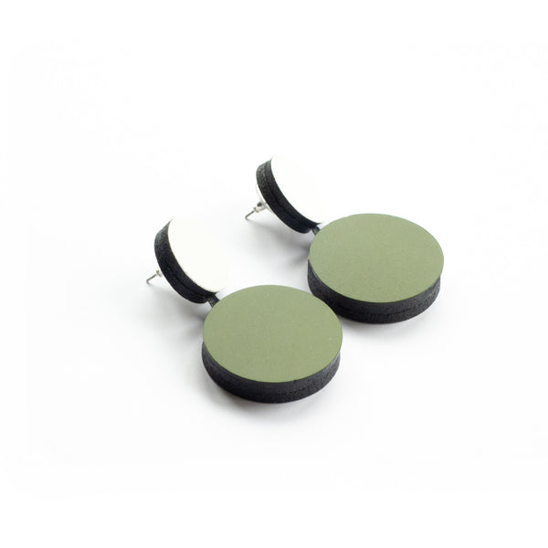 Boucles d'oreilles rondes cuir blanc et vert
